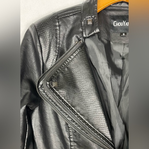 chouyatou Moto Studded Perfectly Shaping Faux Leather Biker Goth Jacket NWOT - Picture 9 of 11